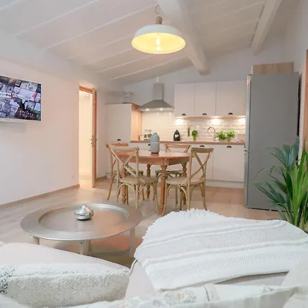 Apartment Vauban Rare Renovated Luxury Loft In Old 300 M From Antibes